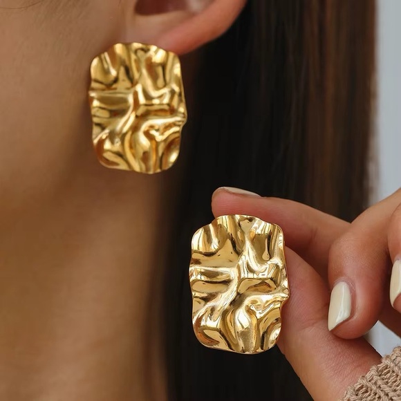 Fashion Jewelry Jewelry - 18K Gold Plated Sculpted Earrings - Gold Jewelry